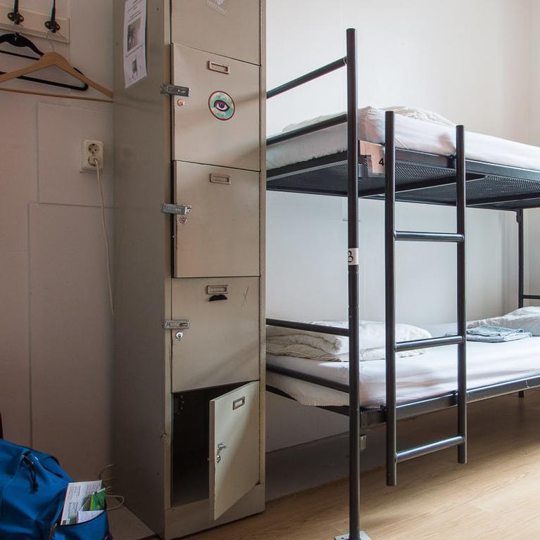 Stone Hotel & Hostel Утрехт Экстерьер фото